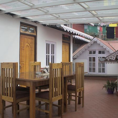 The Guiding Monk Home Stays Darjeeling  Exterior photo